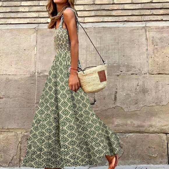 Multicolor Boho Women's Bohemian Vacation Style Printed Dress - Picture 1 of 6